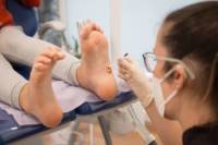 Symptoms and Treatment of Plantar Warts